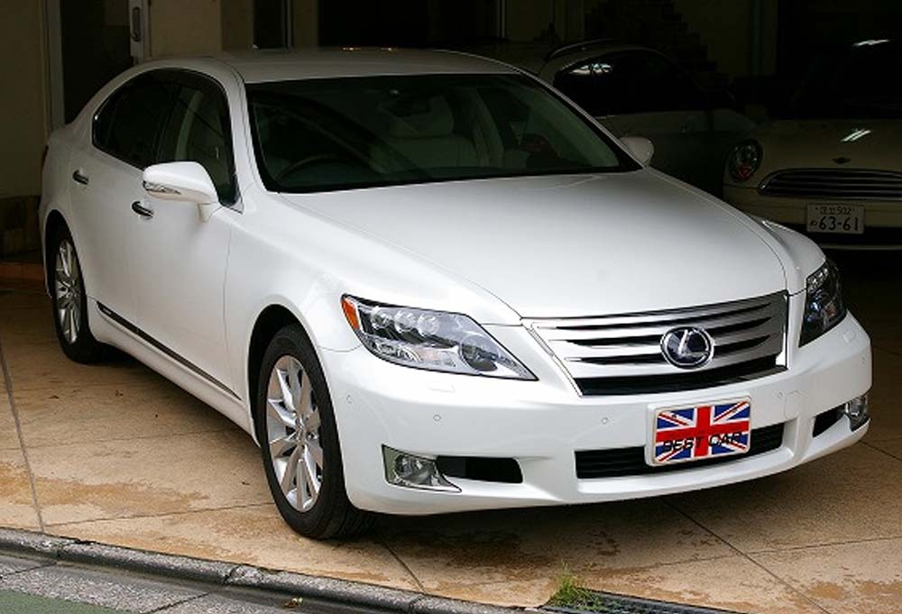 LEXUS LS600H